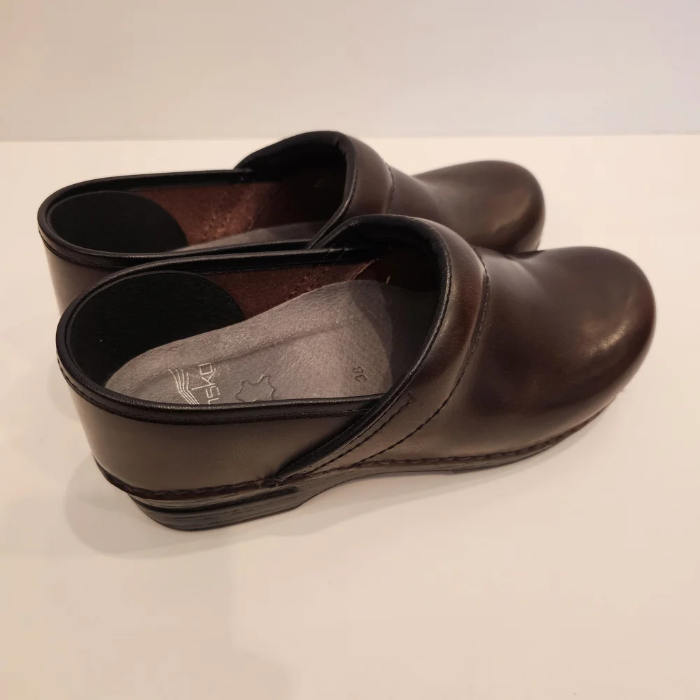 Dansko Women's Pro XP Dark Brown Leather Clogs / Mules Size 38 - Picture 5 of 9